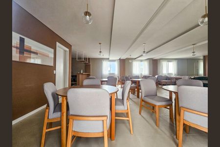 Apartamento à venda com 33m², 2 quartos e sem vaga Apartamento à venda com 33m², 2 quartos e sem vagaÁrea comum - Salão de festas