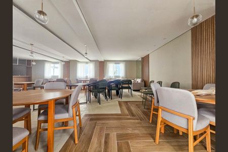 Apartamento à venda com 33m², 2 quartos e sem vaga Apartamento à venda com 33m², 2 quartos e sem vagaÁrea comum - Salão de festas