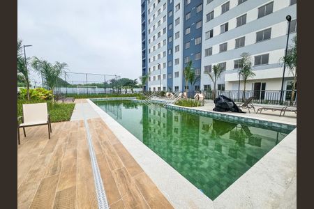 Apartamento à venda com 33m², 2 quartos e sem vaga Apartamento à venda com 33m², 2 quartos e sem vagaÁrea comum - Piscina
