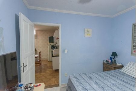 Casa à venda com 164m², 3 quartos e 8 vagas Casa à venda com 164m², 3 quartos e 8 vagasQuarto 1