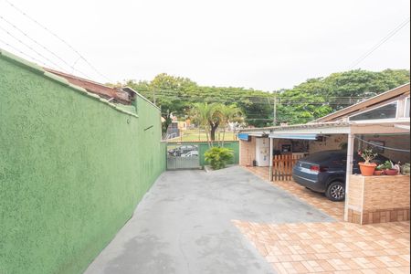 Casa à venda com 164m², 3 quartos e 8 vagas Casa à venda com 164m², 3 quartos e 8 vagasGaragem