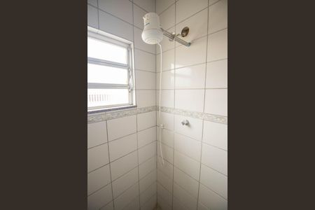 Apartamento para alugar com 60m², 2 quartos e sem vagaBanheiro
