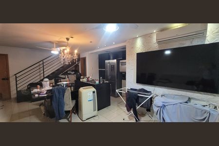 Apartamento para alugar com 90m², 2 quartos e 2 vagasSala