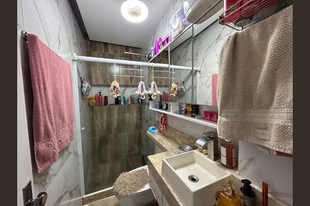 Apartamento para alugar com 65m², 2 quartos e 1 vagaBanheiro