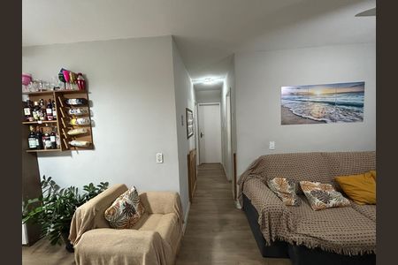 Apartamento para alugar com 65m², 2 quartos e 1 vagaCorredor