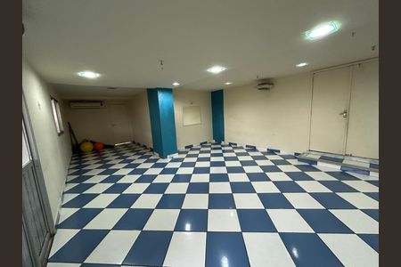 Apartamento para alugar com 65m², 2 quartos e 1 vagaÁrea comum - Salão de festas