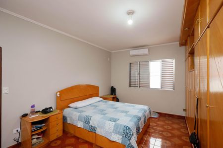 Casa à venda com 311m², 4 quartos e 8 vagasSuíte 