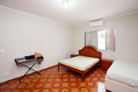 Casa à venda com 311m², 4 quartos e 8 vagasQuarto 3