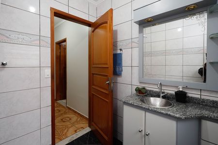 Casa à venda com 311m², 4 quartos e 8 vagasBanheiro 3