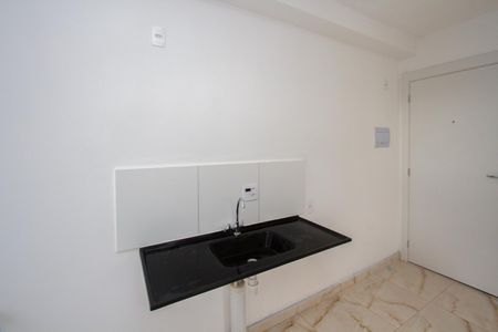 Apartamento para alugar com 39m², 2 quartos e sem vaga