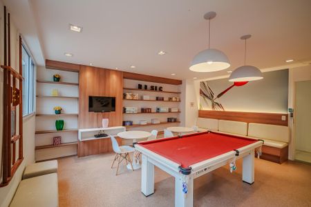 Apartamento para alugar com 57m², 2 quartos e 1 vaga Apartamento para alugar com 57m², 2 quartos e 1 vagaÁrea comum - Sala de jogos