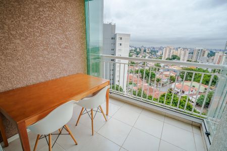 Apartamento para alugar com 57m², 2 quartos e 1 vaga Apartamento para alugar com 57m², 2 quartos e 1 vagaVaranda