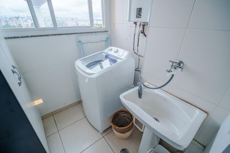 Apartamento para alugar com 57m², 2 quartos e 1 vaga Apartamento para alugar com 57m², 2 quartos e 1 vagaÁrea de Serviço