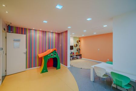 Apartamento para alugar com 57m², 2 quartos e 1 vaga Apartamento para alugar com 57m², 2 quartos e 1 vagaÁrea comum - Brinquedoteca