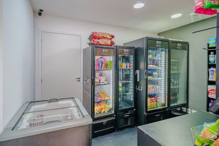 Apartamento para alugar com 57m², 2 quartos e 1 vaga Apartamento para alugar com 57m², 2 quartos e 1 vagaÁrea comum - Mini Mercado