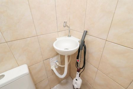 Casa de condomínio para alugar com 75m², 2 quartos e 1 vagaBanheiro Externo