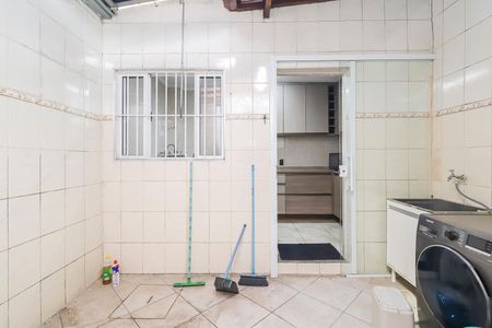 Casa de condomínio para alugar com 75m², 2 quartos e 1 vagaÁrea de Serviço / Quintal