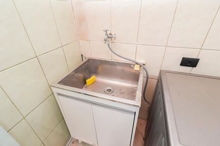 Casa de condomínio para alugar com 75m², 2 quartos e 1 vagaÁrea de Serviço / Quintal