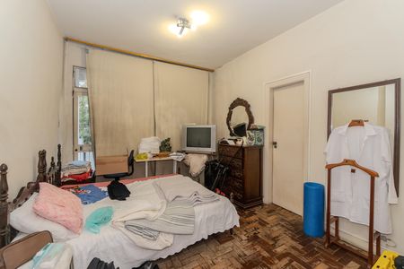 Apartamento à venda com 175m², 4 quartos e sem vaga Apartamento à venda com 175m², 4 quartos e sem vagaSuíte 1