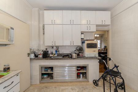 Apartamento à venda com 175m², 4 quartos e sem vaga Apartamento à venda com 175m², 4 quartos e sem vagaCozinha