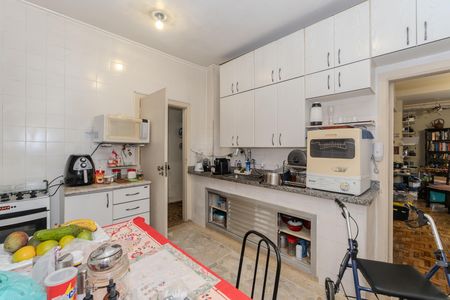 Apartamento à venda com 175m², 4 quartos e sem vaga Apartamento à venda com 175m², 4 quartos e sem vagaCozinha