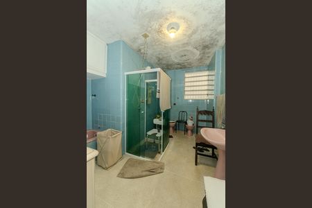 Apartamento à venda com 175m², 4 quartos e sem vaga Apartamento à venda com 175m², 4 quartos e sem vagaBanheiro