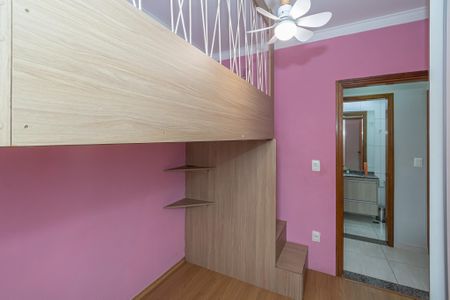 Apartamento para alugar com 65m², 2 quartos e 1 vaga Apartamento para alugar com 65m², 2 quartos e 1 vagaQuarto