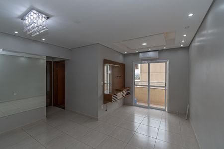 Sala de Estar/Jantar  de apartamento para alugar com 2 quartos, 65m² em Centro, Sumaré