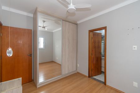 Apartamento para alugar com 65m², 2 quartos e 1 vaga Apartamento para alugar com 65m², 2 quartos e 1 vagaSuite