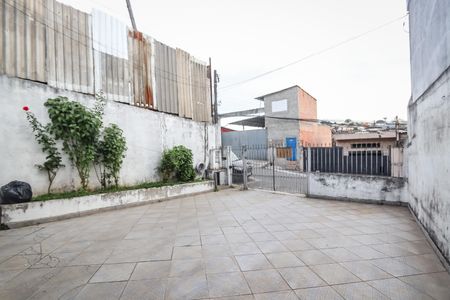 Casa à venda com 80m², 2 quartos e 5 vagas Casa à venda com 80m², 2 quartos e 5 vagasGaragem