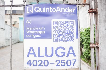 Casa à venda com 80m², 2 quartos e 5 vagas Casa à venda com 80m², 2 quartos e 5 vagasPlaca