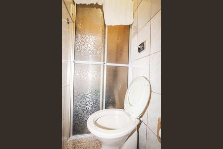 Casa à venda com 80m², 2 quartos e 5 vagas Casa à venda com 80m², 2 quartos e 5 vagasBanheiro de serviço