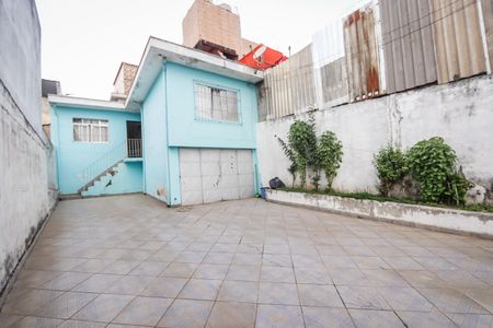 Casa à venda com 80m², 2 quartos e 5 vagas Casa à venda com 80m², 2 quartos e 5 vagasGaragem