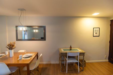 Apartamento à venda com 63m², 2 quartos e 1 vaga Apartamento à venda com 63m², 2 quartos e 1 vagaSala