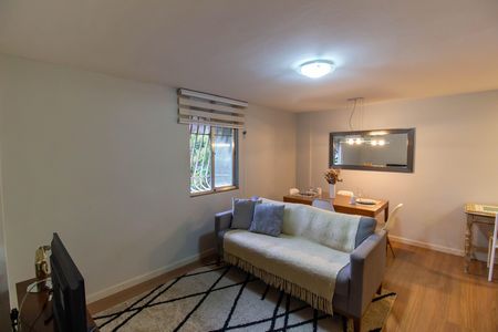 Sala de apartamento para alugar com 2 quartos, 63m² em Fátima, Niterói