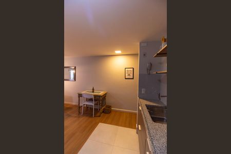 Apartamento à venda com 63m², 2 quartos e 1 vaga Apartamento à venda com 63m², 2 quartos e 1 vagaCozinha e Área de Serviço