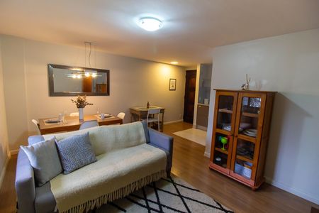 Sala de apartamento para alugar com 2 quartos, 63m² em Fátima, Niterói