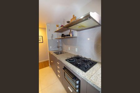 Apartamento à venda com 63m², 2 quartos e 1 vaga Apartamento à venda com 63m², 2 quartos e 1 vagaCozinha e Área de Serviço