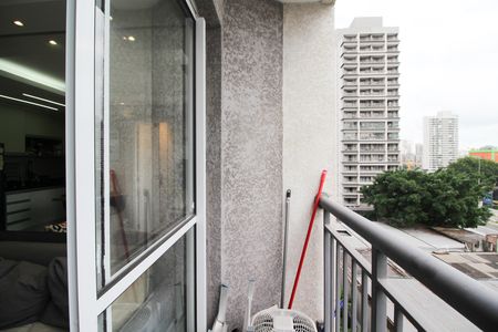 Apartamento para alugar com 40m², 2 quartos e sem vagaVaranda