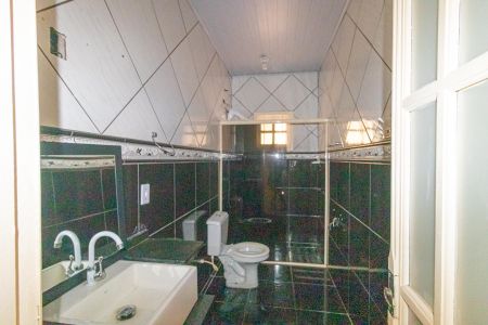 Casa para alugar com 260m², 2 quartos e 3 vagas Casa para alugar com 260m², 2 quartos e 3 vagasBanheiro/Casa de fundos