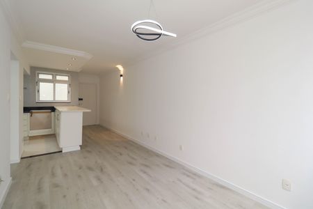 Sala de apartamento para alugar com 1 quarto, 48m² em Pinheiros, São Paulo