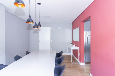 Apartamento para alugar com 34m², 2 quartos e sem vaga Apartamento para alugar com 34m², 2 quartos e sem vagaÁrea comum - Salão de festas