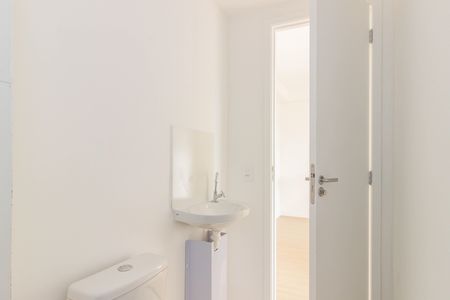 Apartamento para alugar com 34m², 2 quartos e sem vaga Apartamento para alugar com 34m², 2 quartos e sem vagaBanheiro