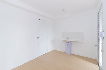 Sala de apartamento para alugar com 2 quartos, 34m² em Jardim Jaragua (sao Domingos), São Paulo