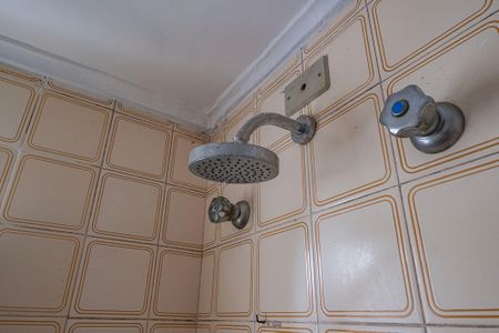 Apartamento à venda com 72m², 2 quartos e 1 vaga Apartamento à venda com 72m², 2 quartos e 1 vagaBanheiro