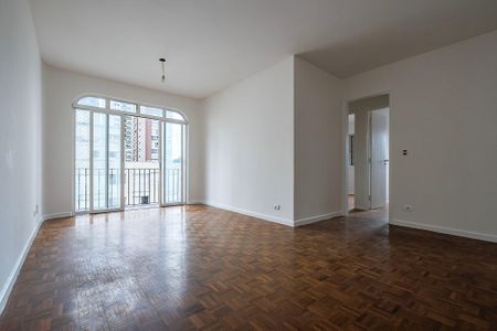 Sala de apartamento à venda com 2 quartos, 72m² em Vila Madalena, São Paulo