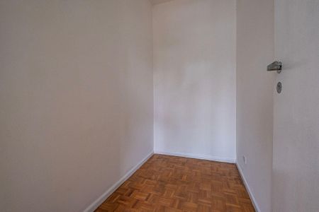 Apartamento à venda com 72m², 2 quartos e 1 vaga Apartamento à venda com 72m², 2 quartos e 1 vagaÁrea de Serviço - Quarto