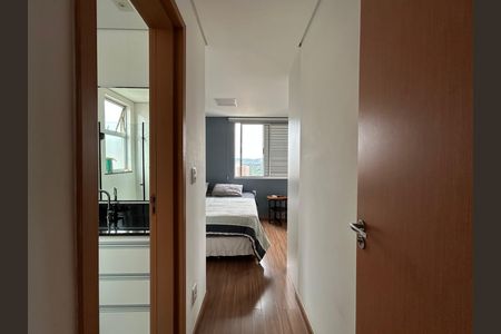 Apartamento para alugar com 150m², 3 quartos e 3 vagas