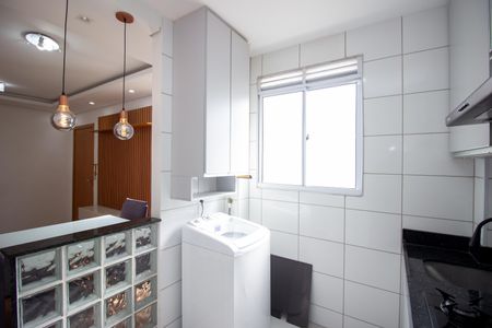 Apartamento à venda com 48m², 2 quartos e 1 vaga Apartamento à venda com 48m², 2 quartos e 1 vagaCozinha e Área de Serviço