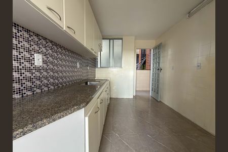 Apartamento à venda com 112m², 3 quartos e 1 vaga Apartamento à venda com 112m², 3 quartos e 1 vagaCozinha